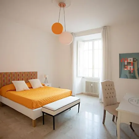 Sui Generis Casa Per Vacanze דירה *