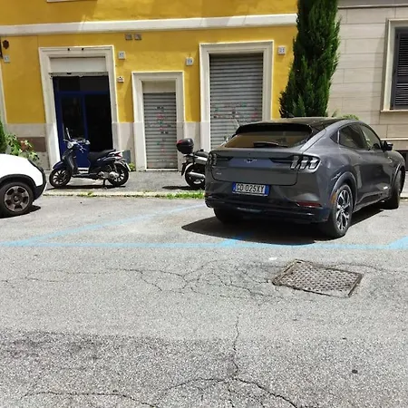 Sui Generis Casa Per Vacanze רומא