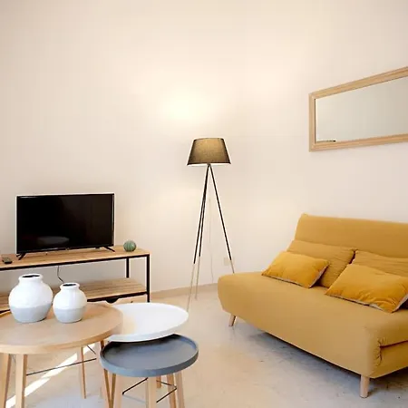 Sui Generis Casa Per Vacanze דירה *